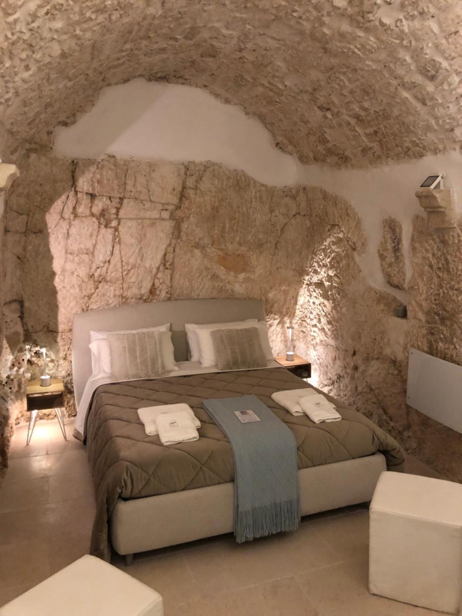 Ca Sotto L'Arco Bed & Breakfast Остуни Екстериор снимка