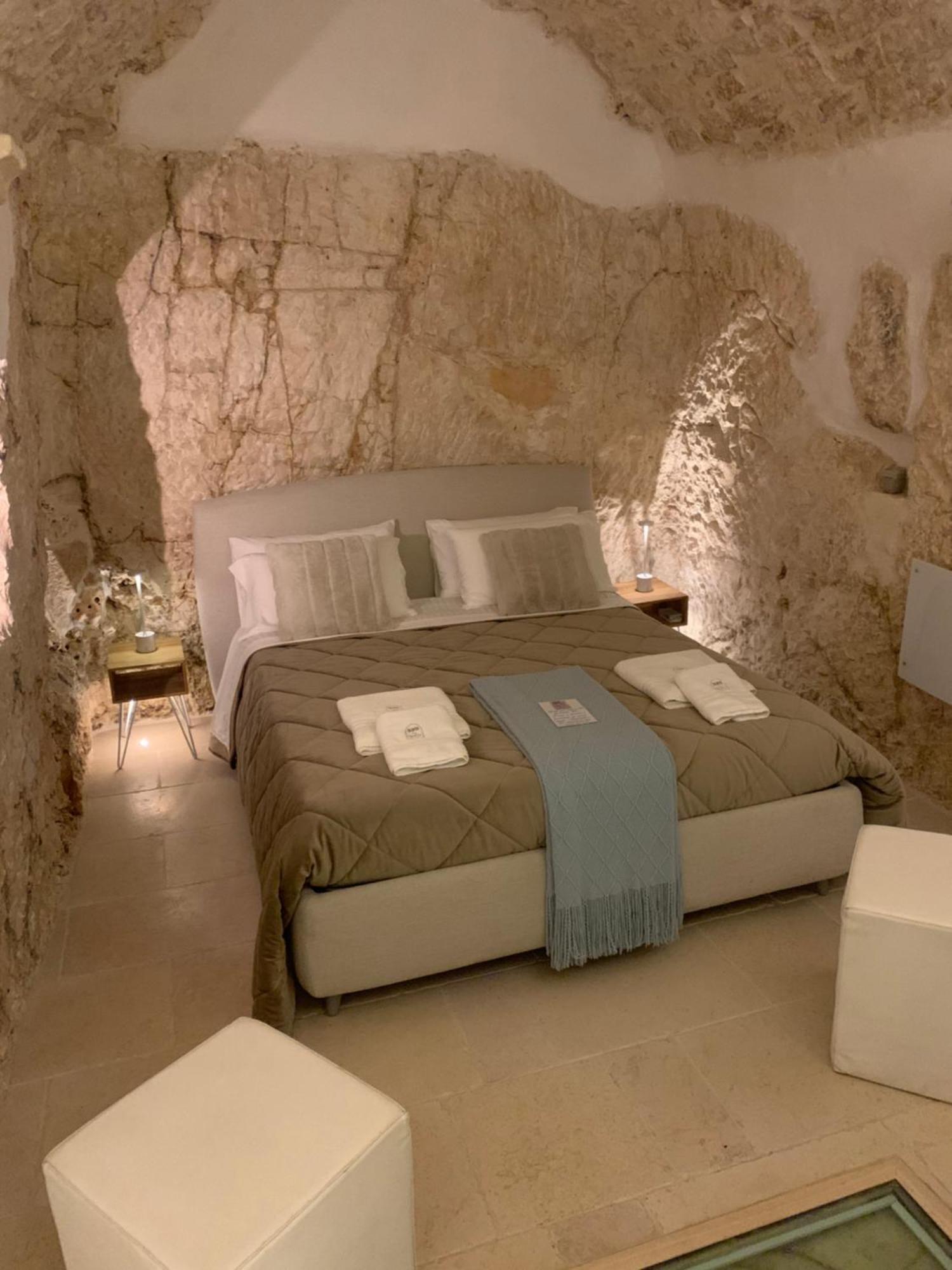 Ca Sotto L'Arco Bed & Breakfast Остуни Екстериор снимка